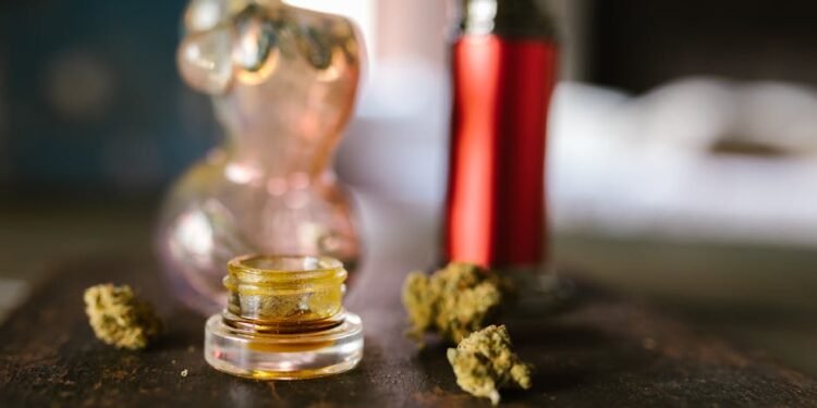 Does Amazon Sell Bongs?