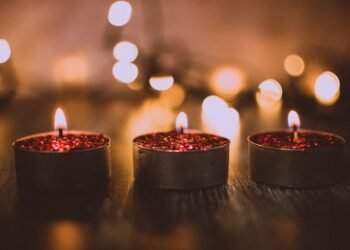Does CVS Sell Candles?