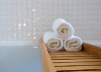 Does CVS Sell Towels?